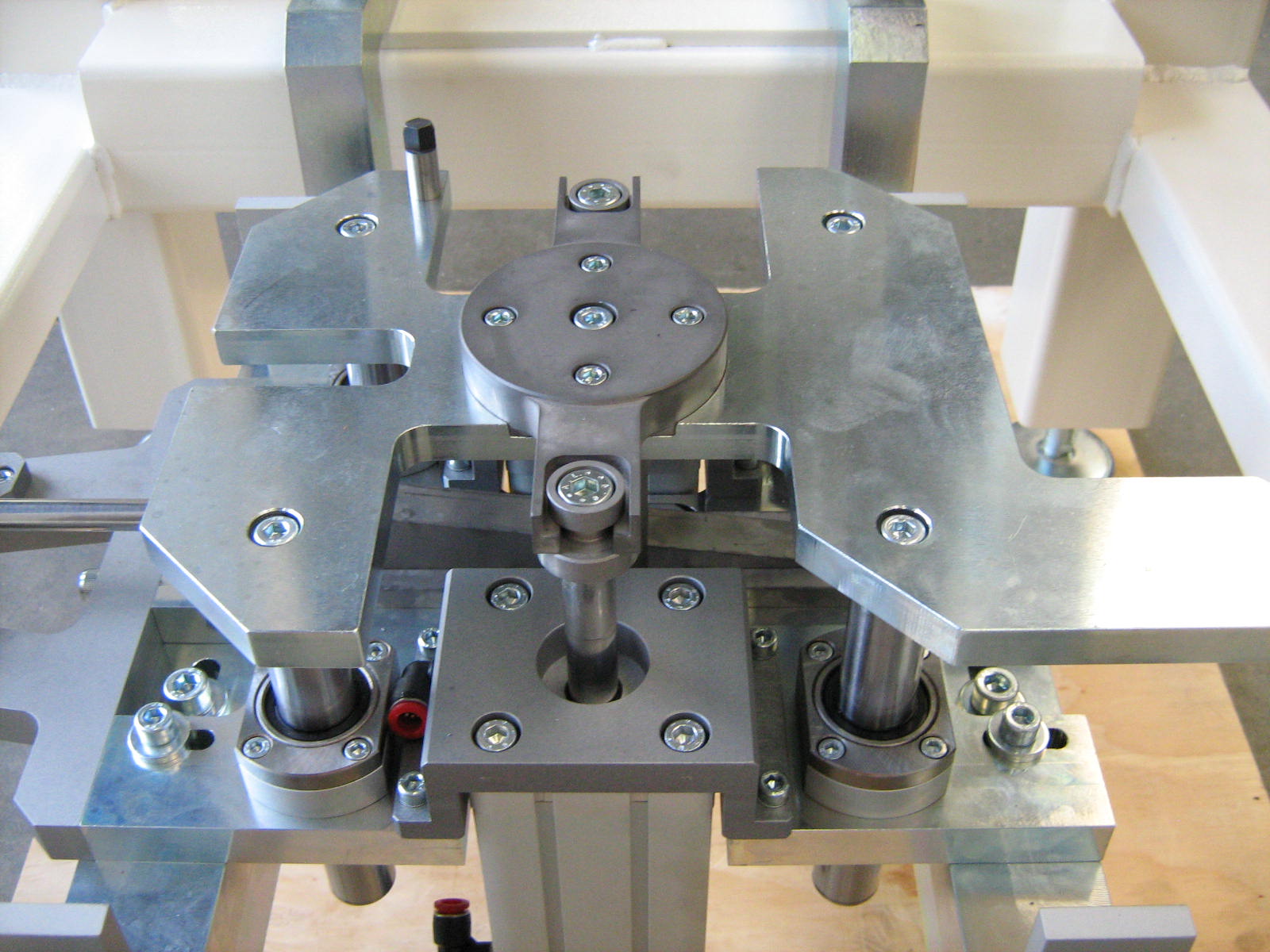 Montage3_Maschinenbau_Schneider-Edl